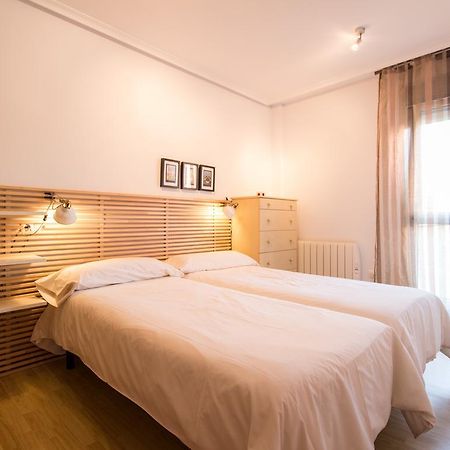 Apartamentos La Balandra De Muros Muros de Nalón Kültér fotó